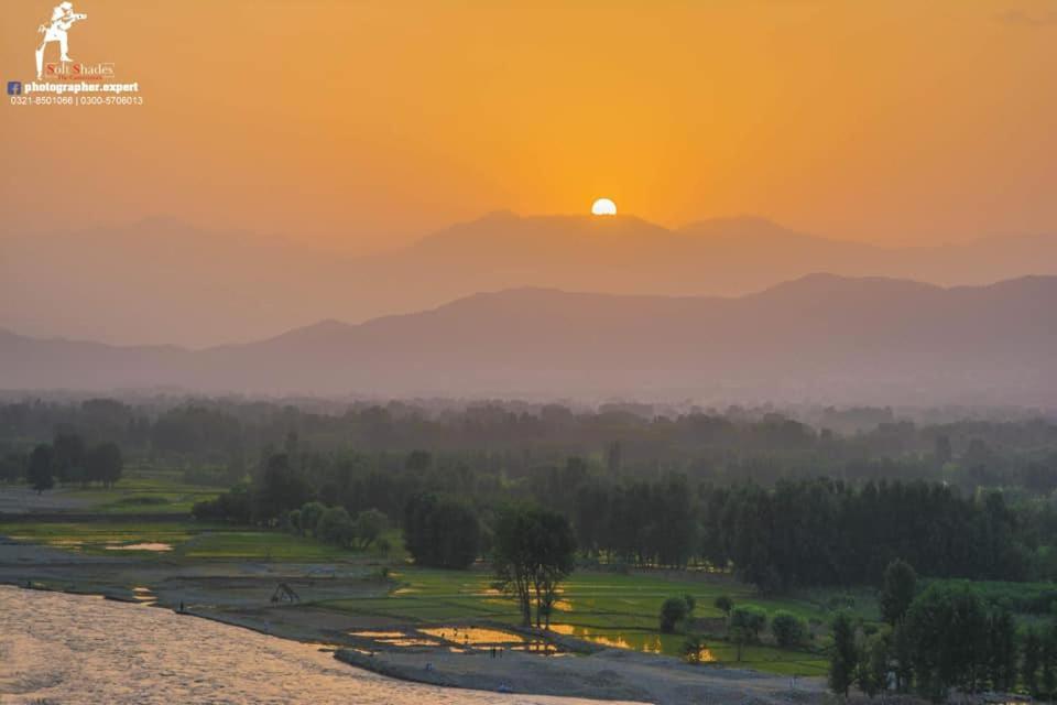 Rock City Resort Mingora Esterno foto