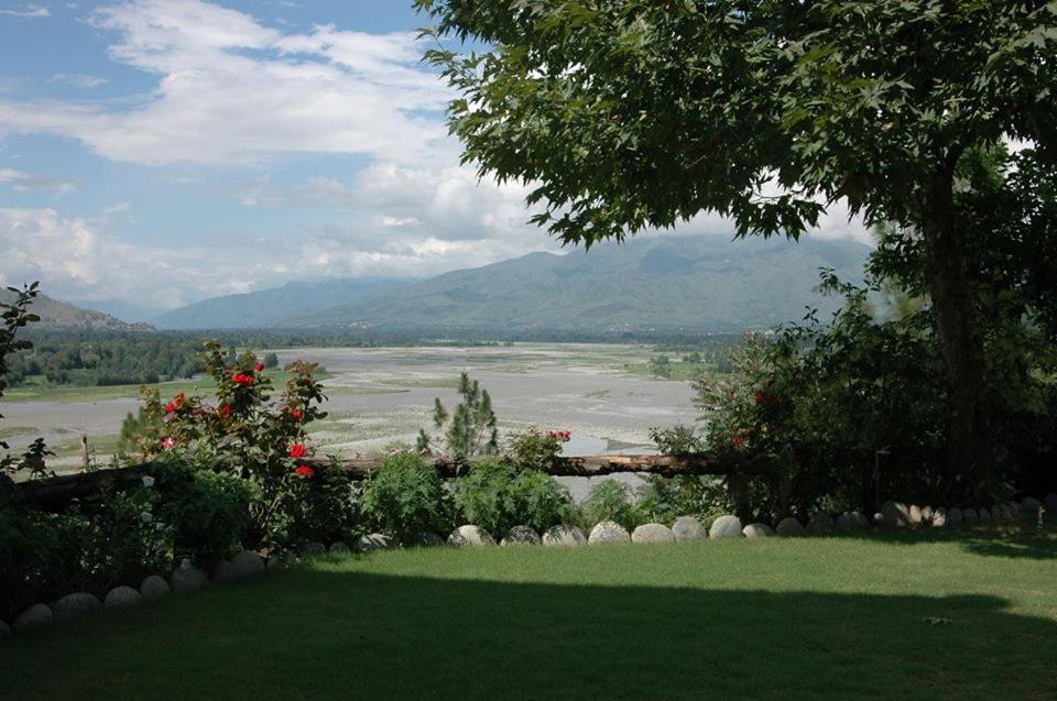 Rock City Resort Mingora Esterno foto