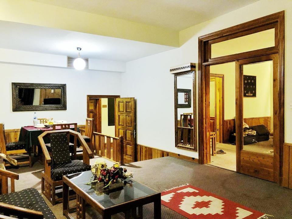 Rock City Resort Mingora Esterno foto